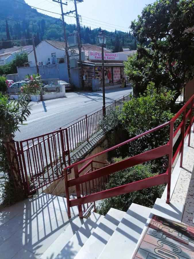 Vassia'S Beach Houses Benitses (Corfu) Exterior foto