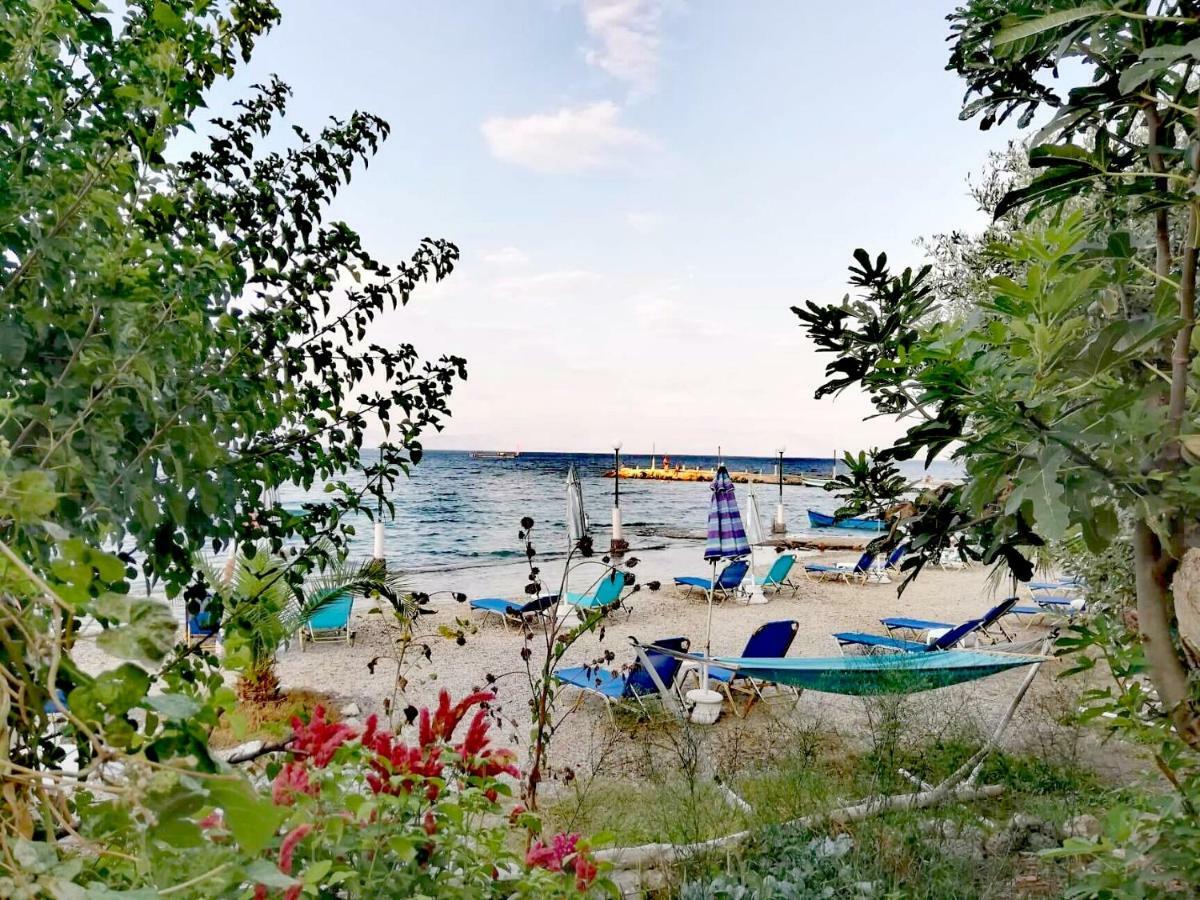 Vassia'S Beach Houses Benitses (Corfu) Exterior foto